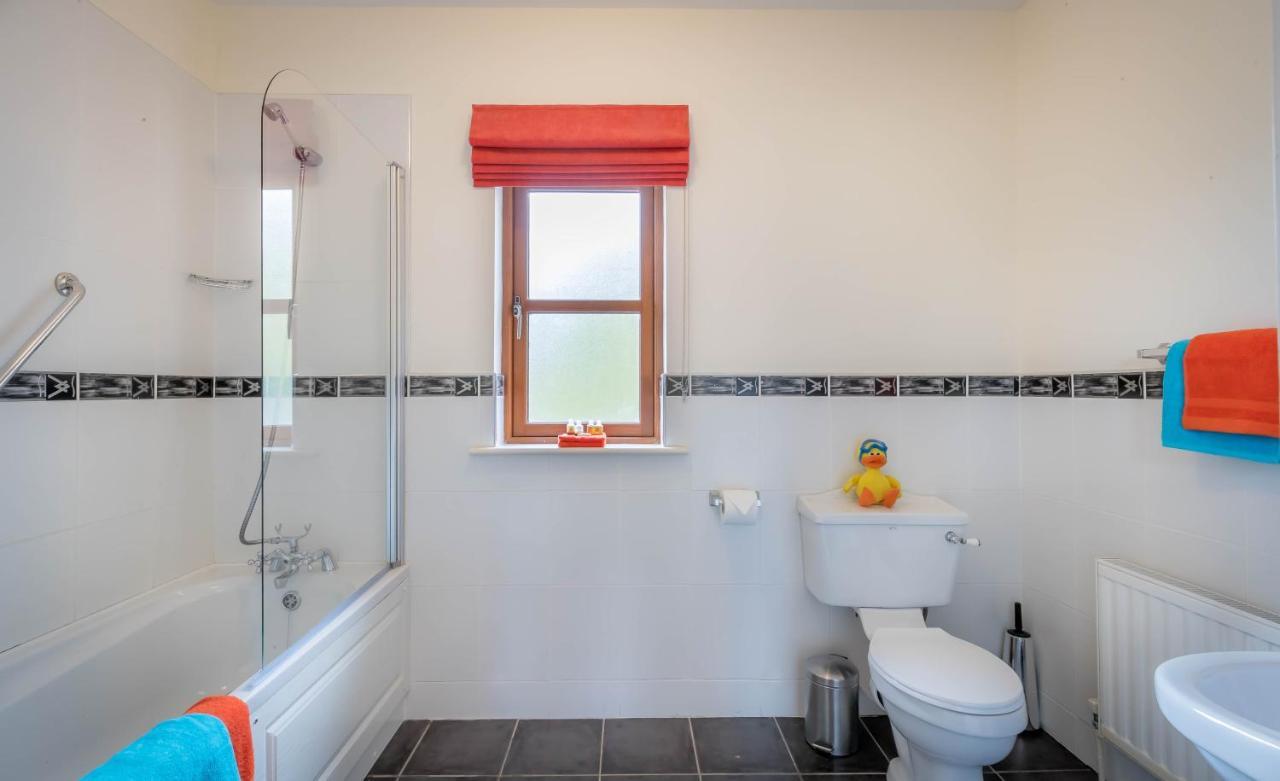Kilronan Holiday Homes Ballyfarnon Exterior photo